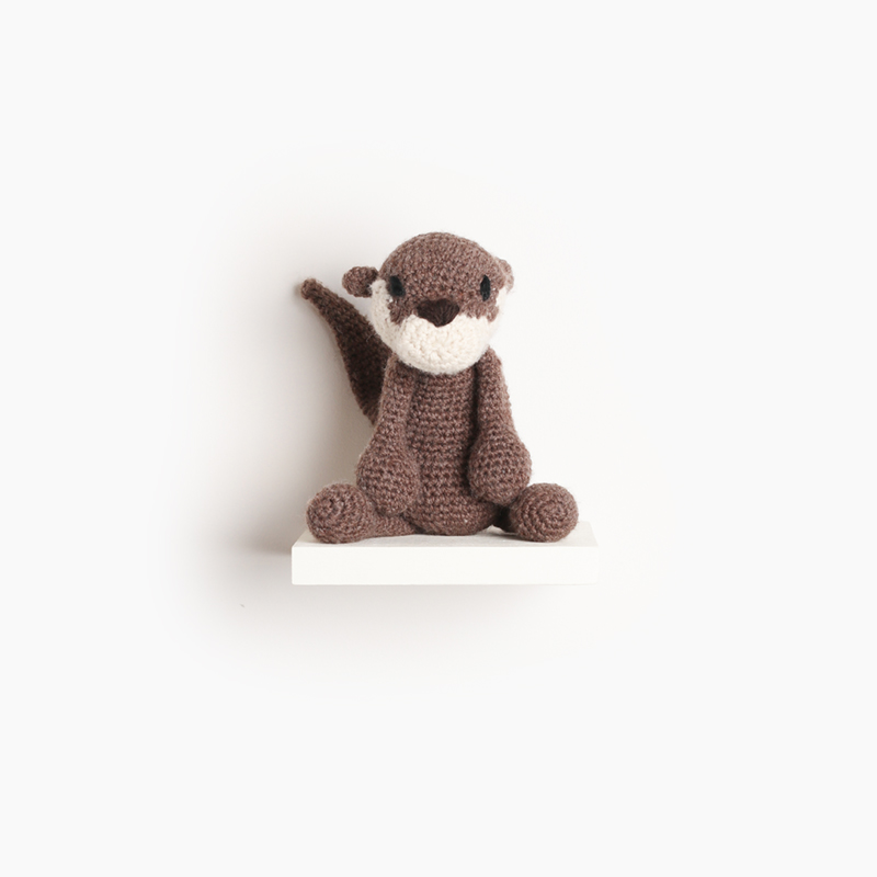 otter crochet amigurumi project pattern kerry lord Edward's menagerie